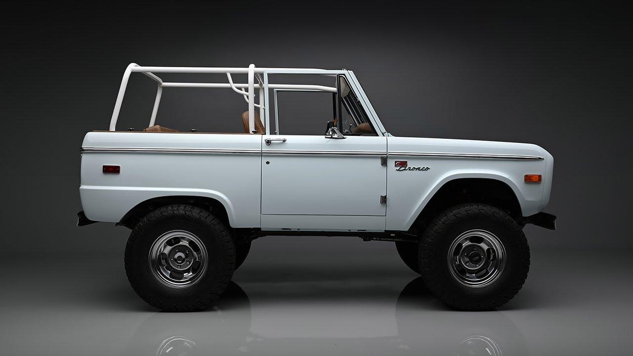 1972 Ford Bronco Custom SUV - BARRETT-JACKSON 2025 SCOTTSDALE AUCTION